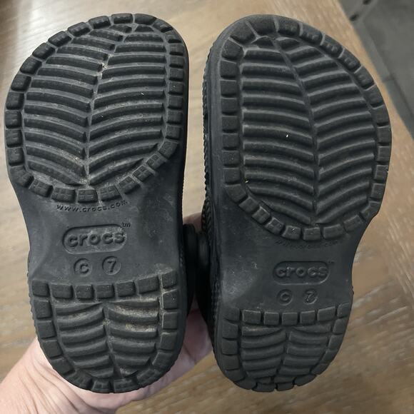 Crocs Classic Clog Child Size 5 Black Waterproof Slip On Logo Summer Sandal - Picture 6 of 6